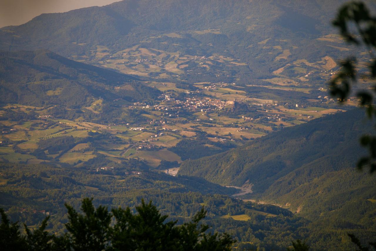 Agriturismo Carovane Compiano Esterno foto